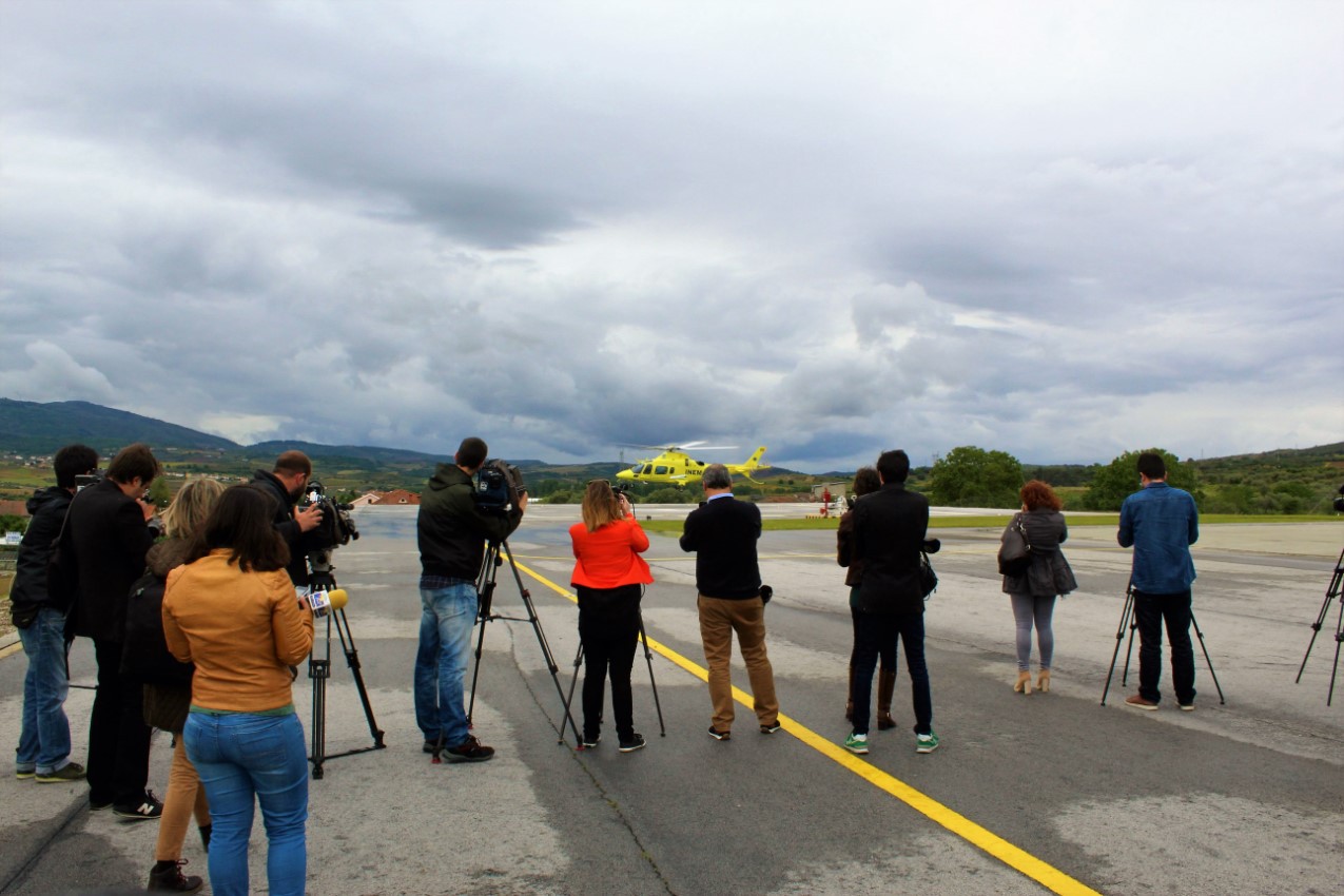  Helicóptero em Macedo