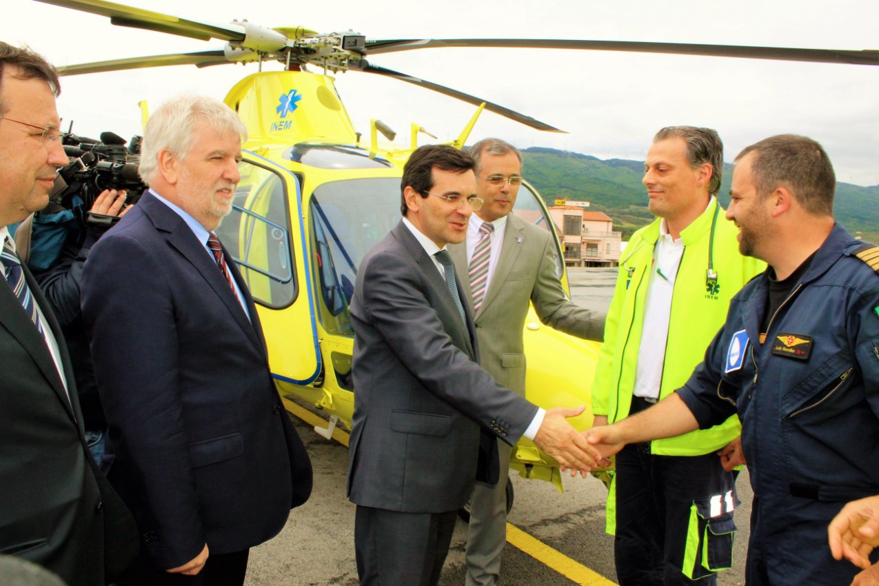  Helicóptero em Macedo