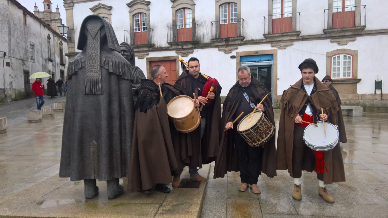  Miranda do Douro: Capa de Honras 