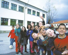 Porque a escola não tem cantina