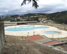 Piscinas estão concluídas mas não abrem