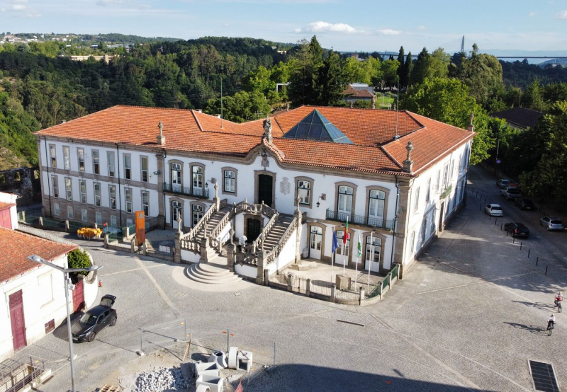 Meio milhão de euros para concluir intervenção na Avenida Carvalho Araújo