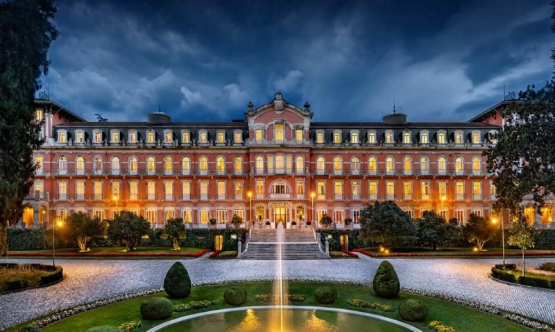 Vidago Palace Hotel e parque termal em vias de classificação em Chaves