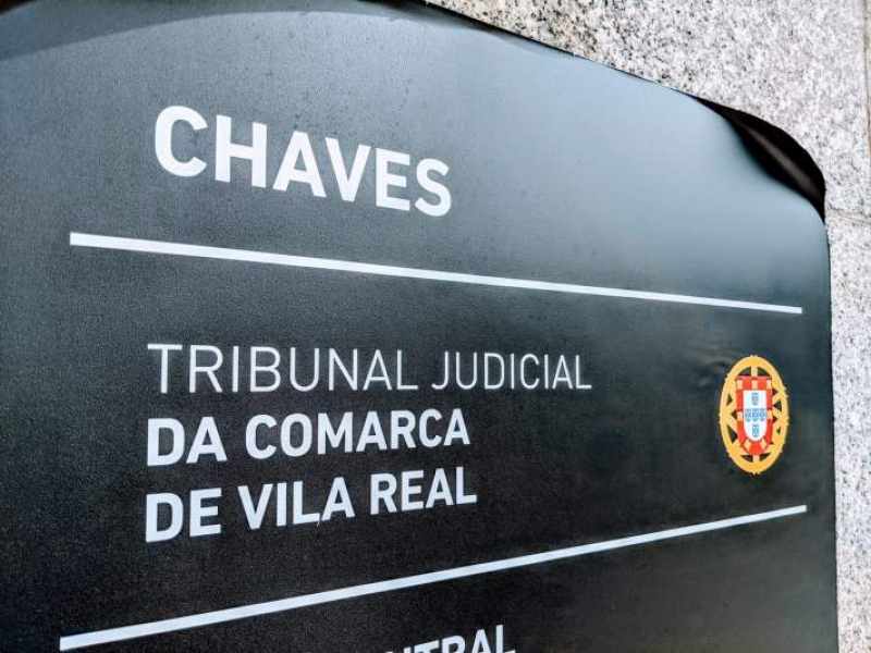 Pena suspensa para agente da PSP de Chaves condenado por abuso de poder