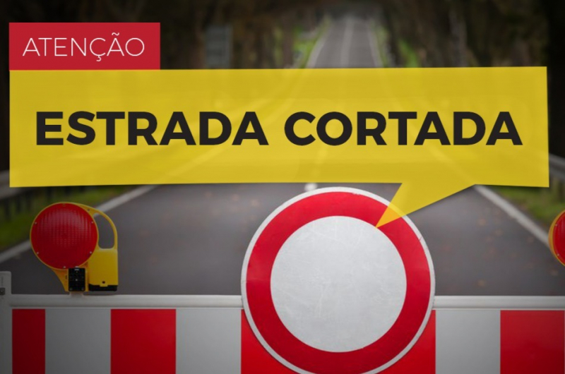 Trânsito cortado nos dois sentido no IP4