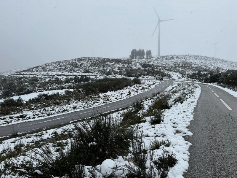 Vila Real com aviso laranja devido à neve e Bragança com aviso amarelo