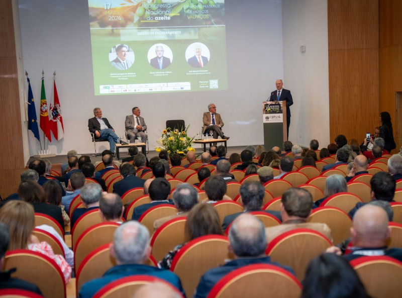 Ministro da Agricultura defende diversificação de mercados para o azeite