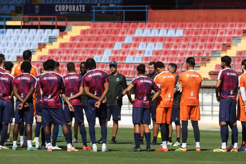 Desportivo de Chaves regressa aos treinos com 26 jogadores e a olhar para o topo da tabela