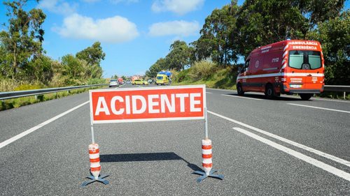 Seis feridos em colisão na EN 213 perto de Valpaços