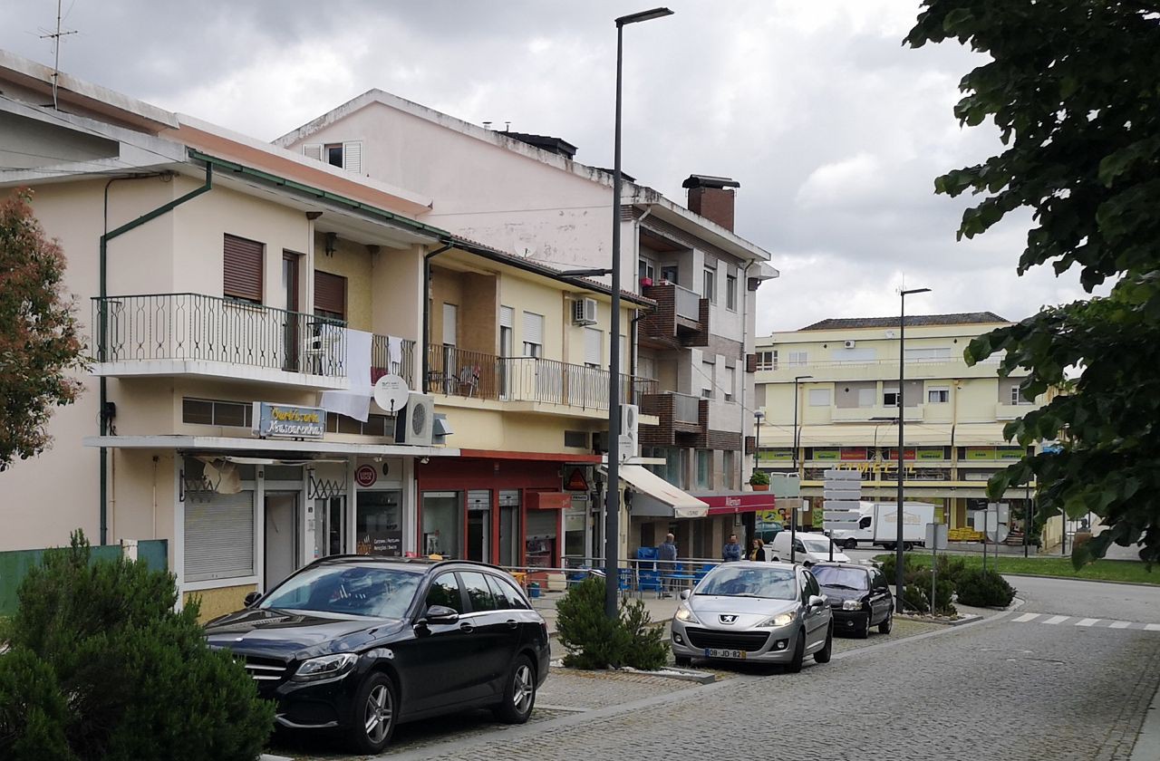 Alfândega da Fé reduz horários de cafés e restaurantes