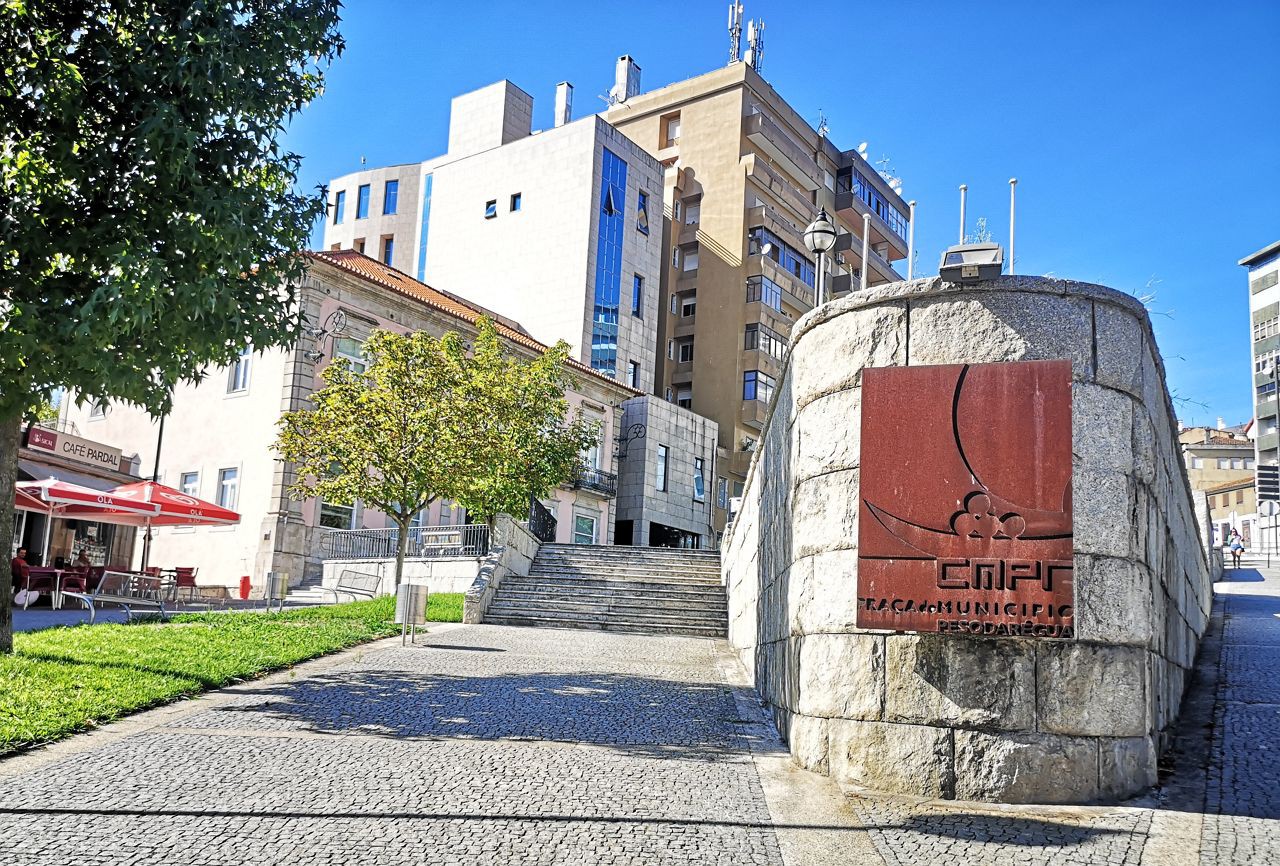 Câmara oferece cadernos de atividades a todos os alunos do 1.º ciclo