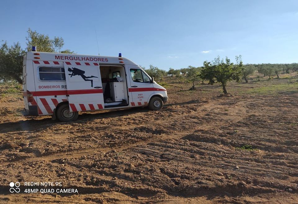 Jovem de 17 anos encontrado morto num poço com suspeitas de homicídio