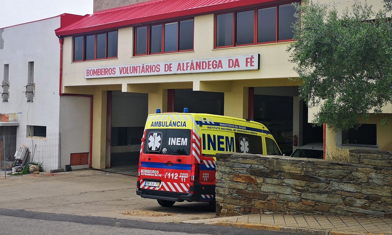 Bombeiro acusado de atear 18 incêndios florestais em Alfândega da Fé