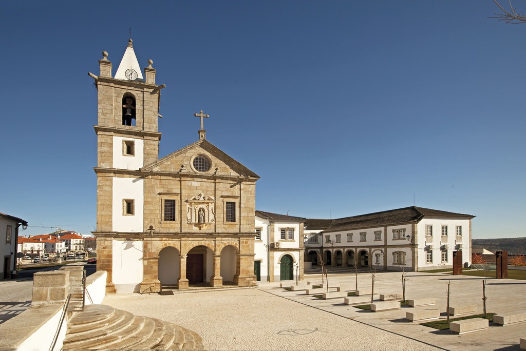 Elemento do executivo municipal de Mogadouro constituído arguido