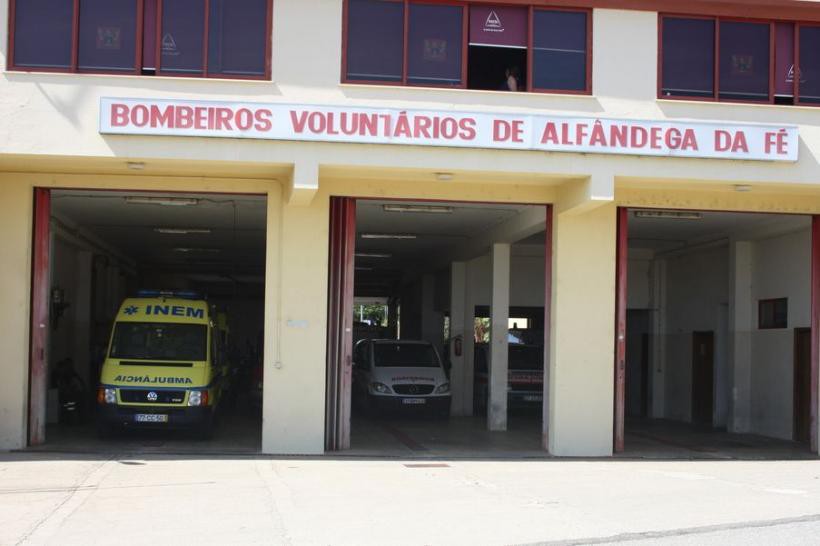 Detido bombeiro suspeito de atear fogo em Alfândega da Fé