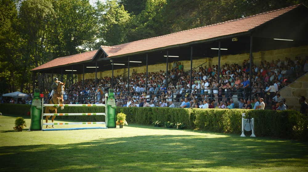 Triunfo de Ricardo Gil Santos no Grande Prémio de Saltos