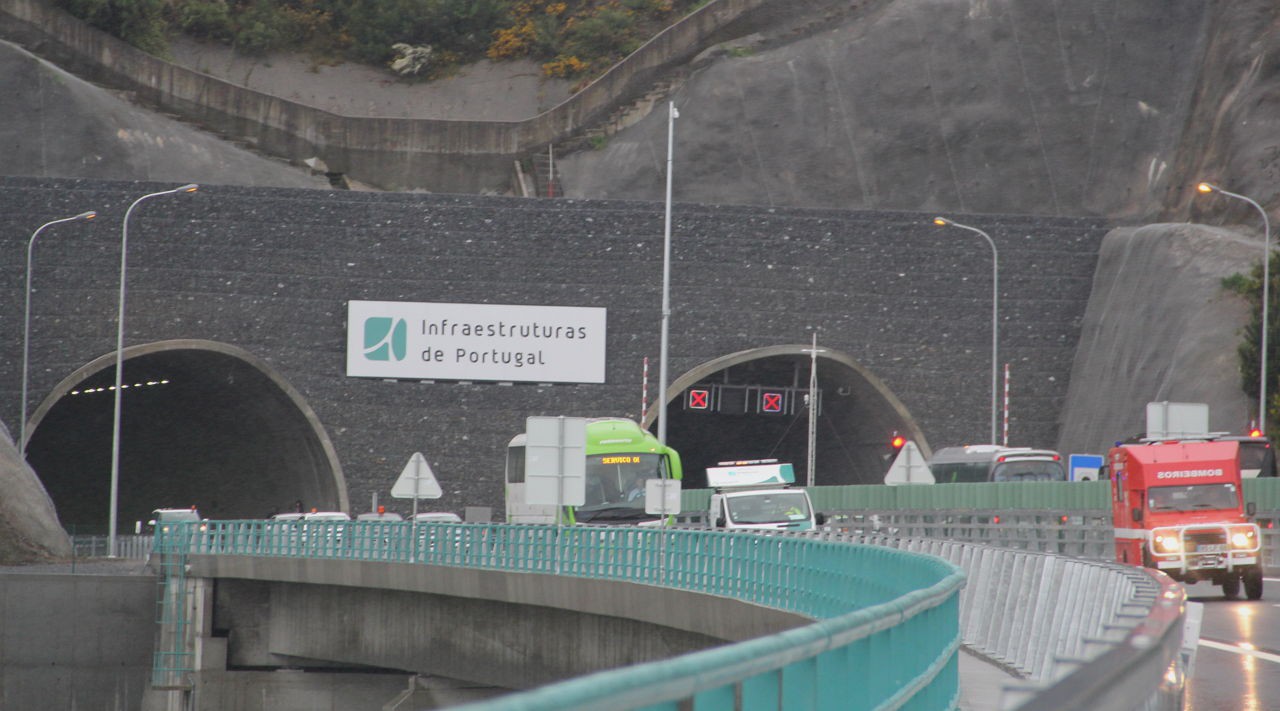 Governo diz que já recebeu planos para melhorar atuação no Túnel do Marão