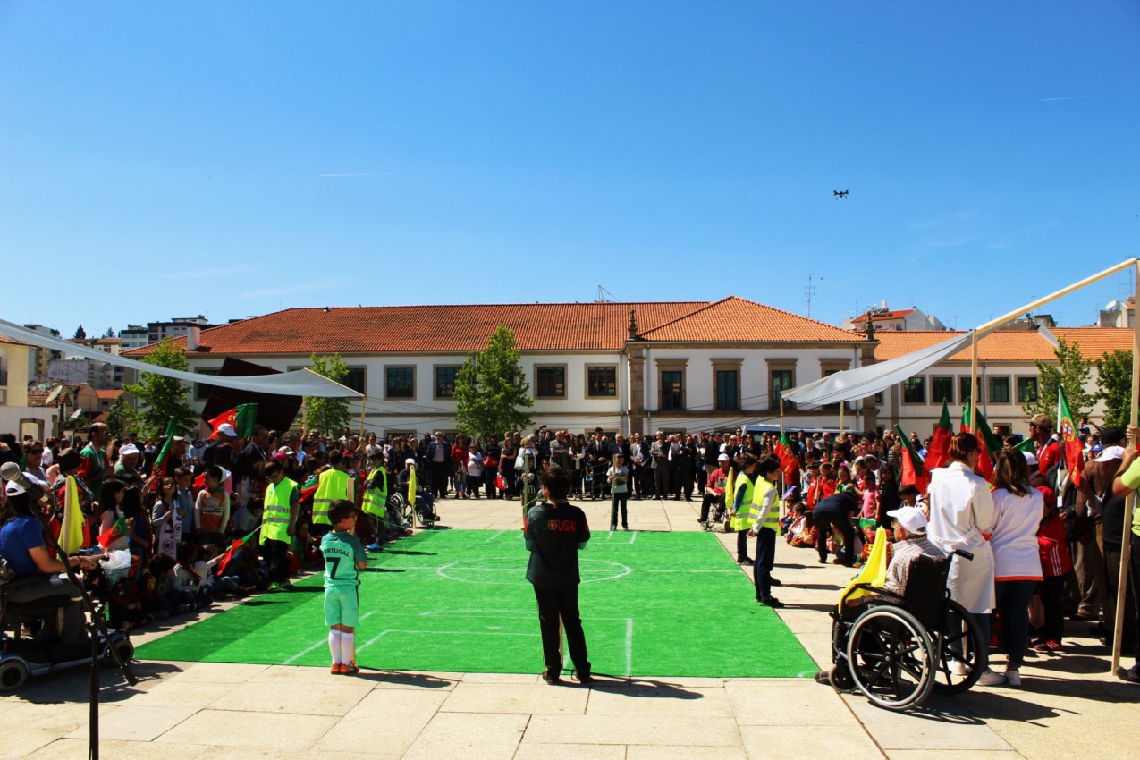 Souto Moura “encantado e comovido” com homenagem em Bragança