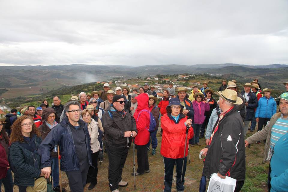 Do castelo de Ansiães a Numão atravessando o Douro