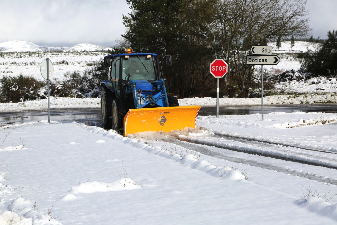 Cerca de 150 alunos sem aulas devido à neve